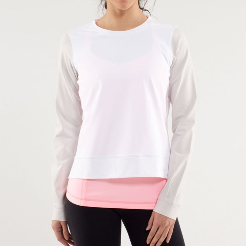 Lululemon Run: Warm Up Crew
White / Dune